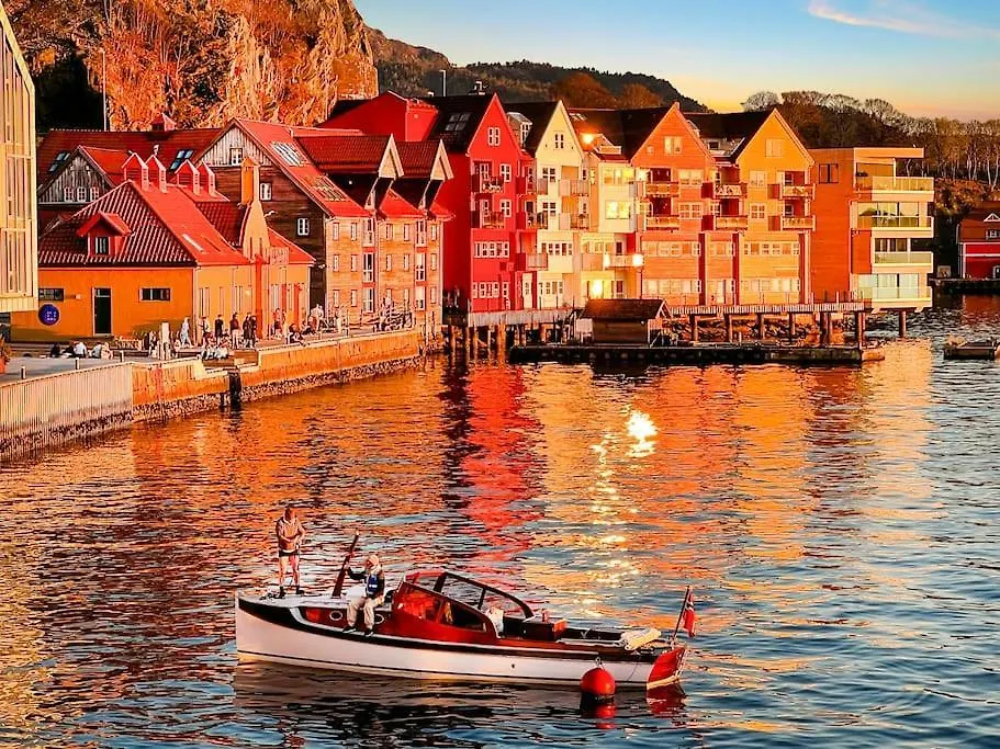 Lägenhet Seaside Apt. Catch Crabs From Your Bedroom Window! Bergen
